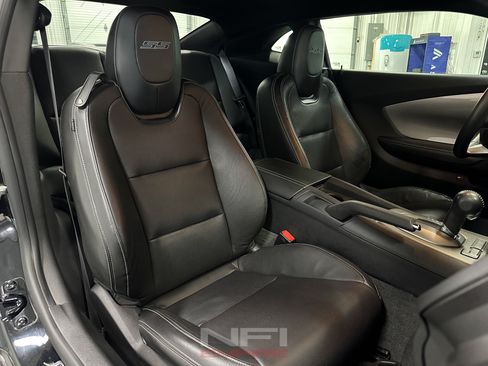 Used 2010 Chevrolet Camaro SS w/ RS Package RWD image 36