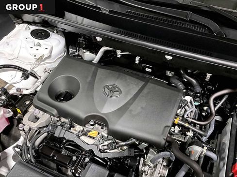 Used 2024 Toyota RAV4 XLE image 33