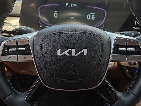 Used 2025 Kia Telluride EX X-Line AWD/4WD image 19