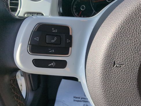 Used 2017 Volkswagen Beetle 1.8T Classic image 19