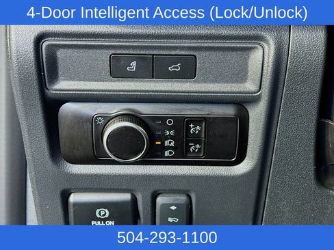 Certified 2024 Ford Expedition XLT image 10