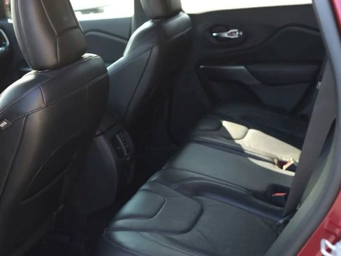 Used 2020 Jeep Cherokee Limited AWD/4WD image 33
