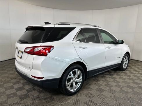 Used 2021 Chevrolet Equinox LT image 3