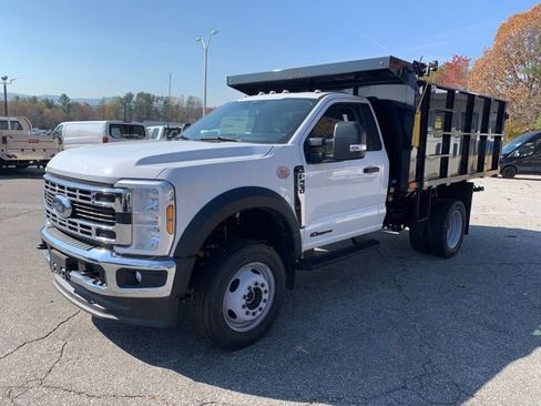New 2025 Ford F450 XL image 4