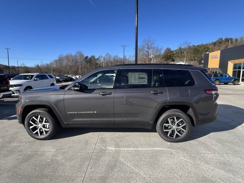 New 2025 Jeep Grand Cherokee L Limited image 6