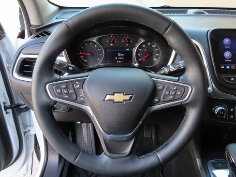Certified 2023 Chevrolet Equinox LT AWD/4WD image 15