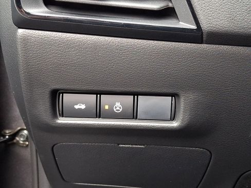 New 2026 Nissan Sentra SV w/ SV Convenience Package FWD image 17