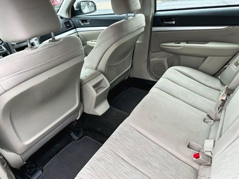 Used 2014 Subaru Outback 2.5i image 21