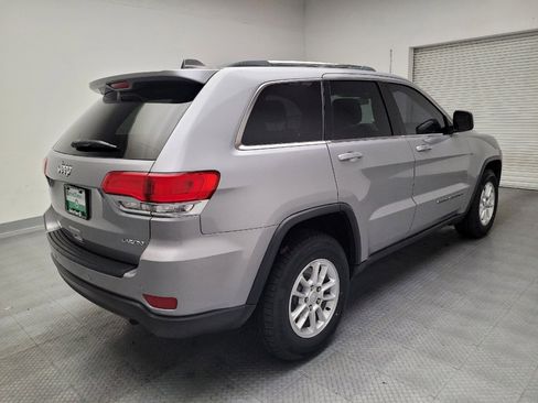 Used 2019 Jeep Grand Cherokee Laredo image 9