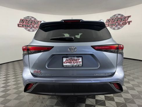 Used 2020 Toyota Highlander Limited image 6