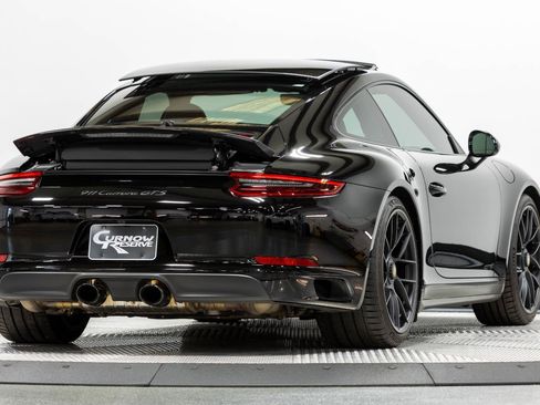 Used 2019 Porsche 911 Carrera GTS RWD image 18