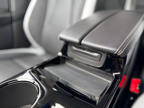 Used 2024 Buick Envision Sport Touring image 23