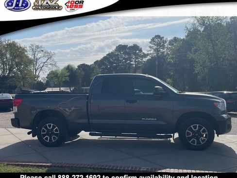 Used 2012 Toyota Tundra 4x4 Double Cab w/ Tow Pkg image 8