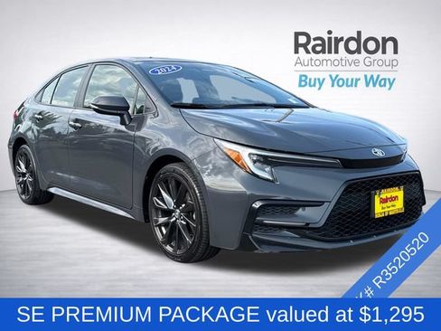 Used 2024 Toyota Corolla SE w/ SE Premium Package FWD image 2