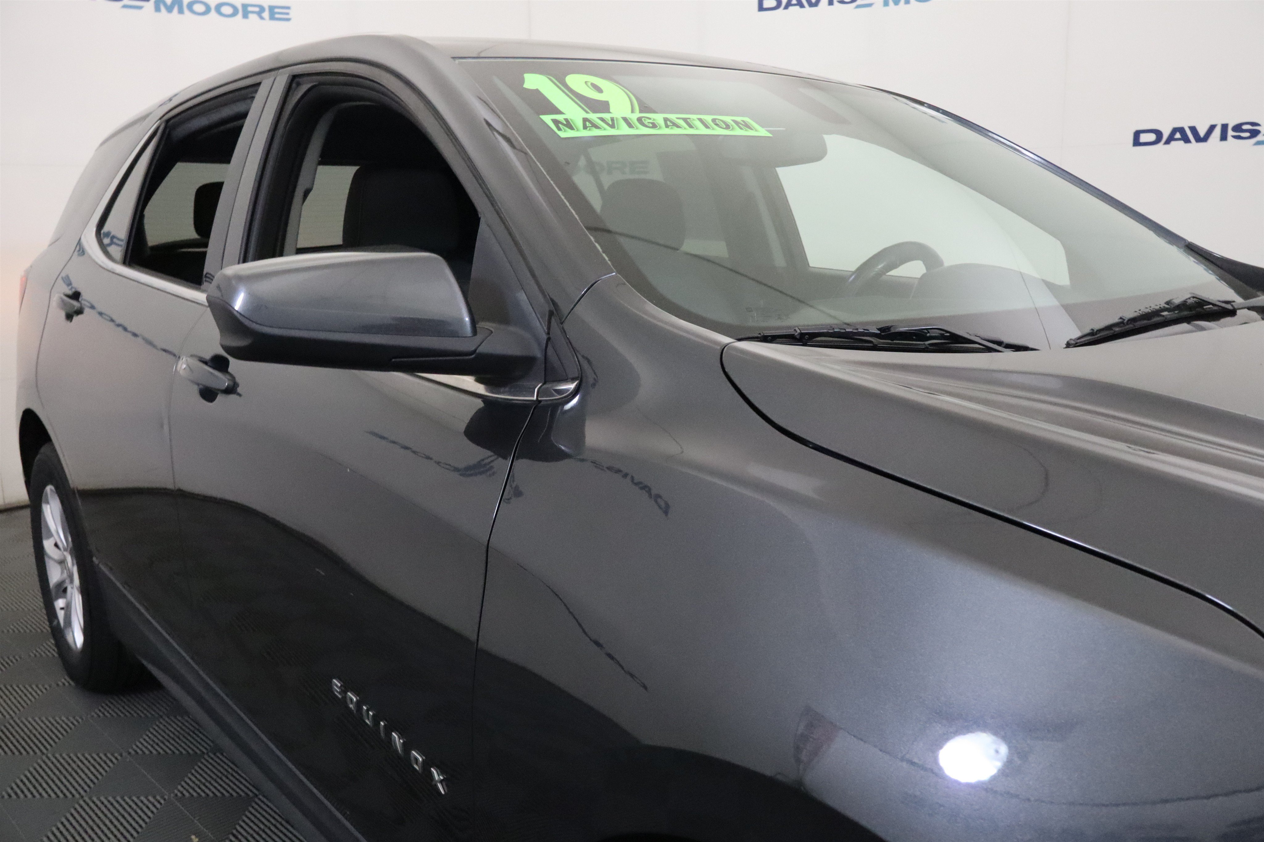 Used 2019 Chevrolet Equinox LT FWD image 4