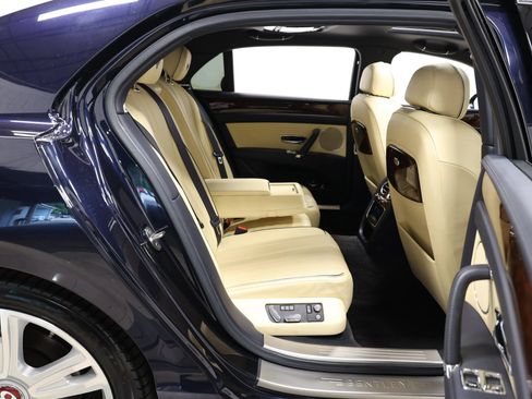Used 2015 Bentley Flying Spur V8 AWD/4WD image 70