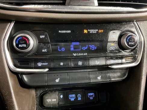 Used 2020 Hyundai Santa Fe SEL w/ Convenience + Premium Package FWD image 30