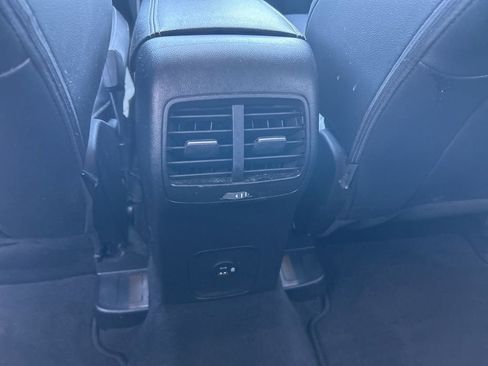 Used 2022 Ford Escape Titanium w/ Class II Trailer Tow Package image 21