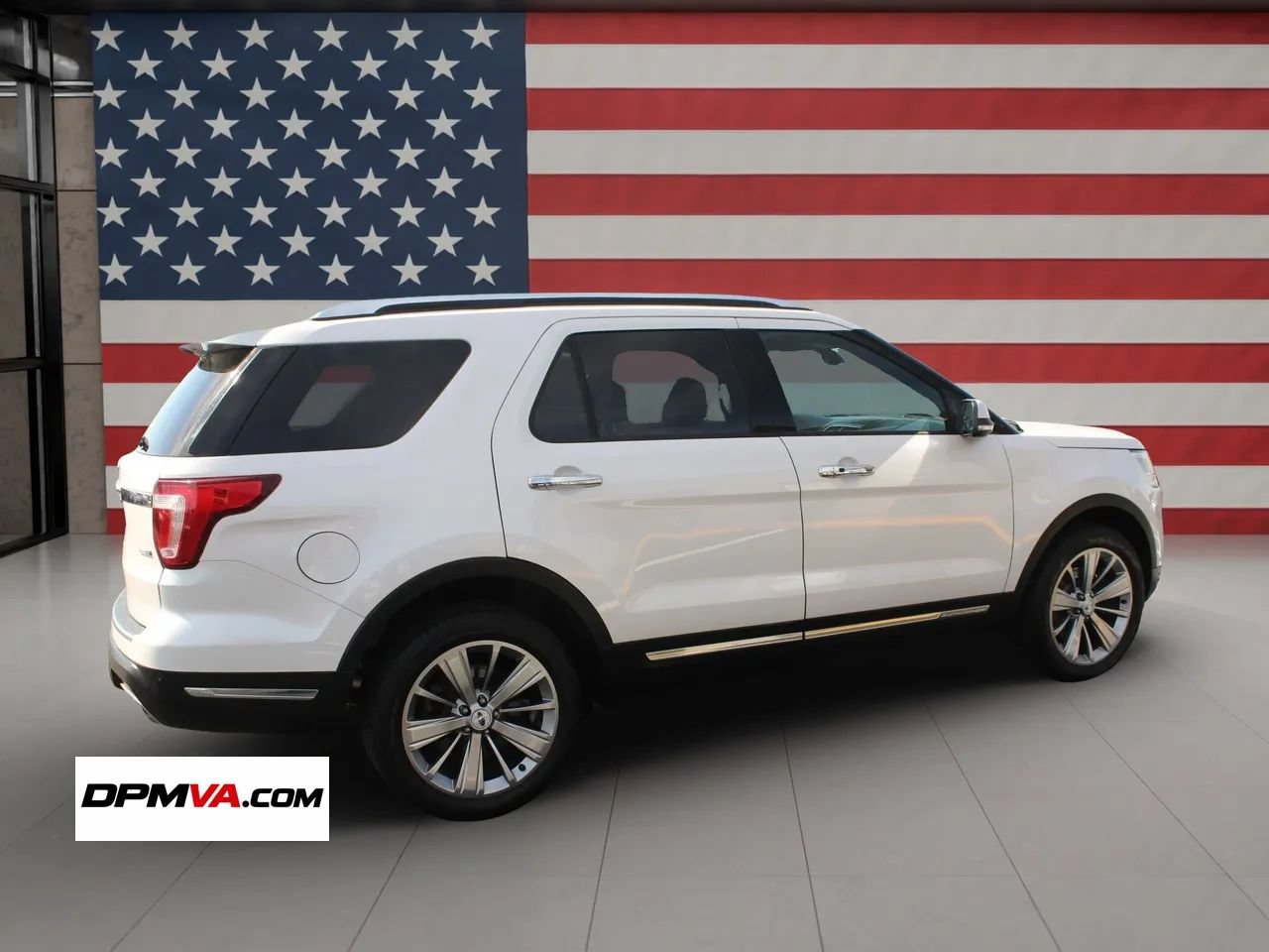 Used 2018 Ford Explorer Limited w/ Equipment Group 301A AWD/4WD image 7