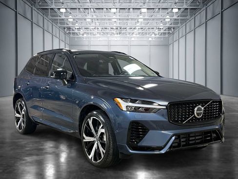 Used 2024 Volvo XC60 T8 Ultimate w/ Protection Package Premier AWD/4WD image 9