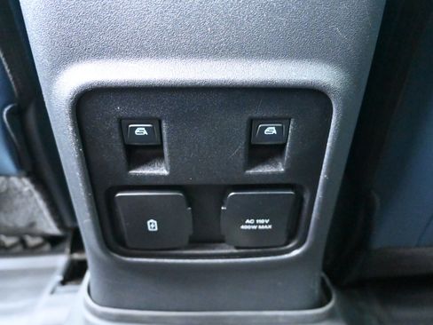 Used 2022 Ford Bronco Outer Banks w/ Sasquatch Package image 17