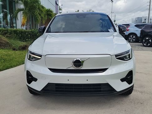 Used 2023 Volvo C40 P8 Recharge Plus w/ Climate Package image 2