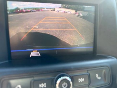 Used 2020 GMC Terrain SLE w/ Driver Convenience Package FWD image 19