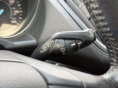 Used 2019 Ford Escape Titanium AWD/4WD image 27