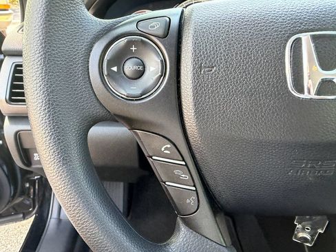 Used 2013 Honda Accord LX image 22