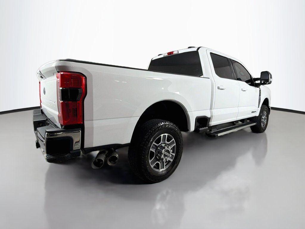 Used 2025 Ford F350 Lariat AWD/4WD image 5