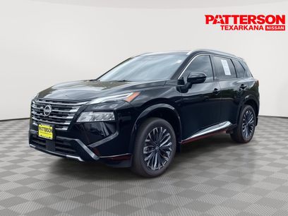 Used 2025 Nissan Rogue Platinum w/ Tech Package