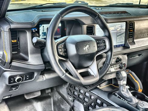 Used 2024 Ford Bronco Badlands AWD/4WD image 14
