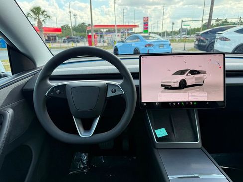 Used 2026 Tesla Model Y 2WD image 20