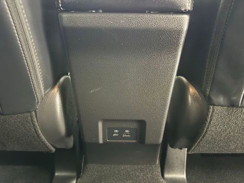 Used 2025 Mitsubishi Eclipse Cross AWD image 26