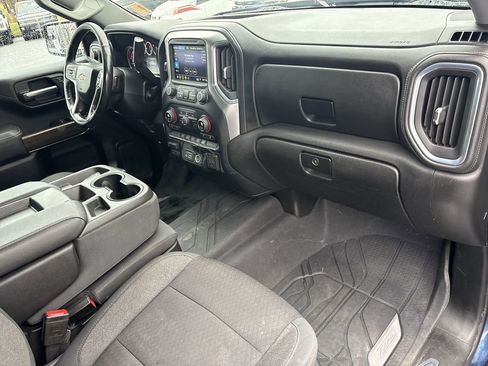 Certified 2019 Chevrolet Silverado 1500 LT w/ All-Star Edition image 29