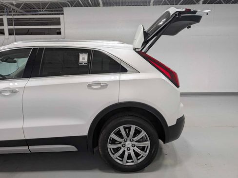 Used 2019 Cadillac XT4 Premium Luxury AWD/4WD image 11