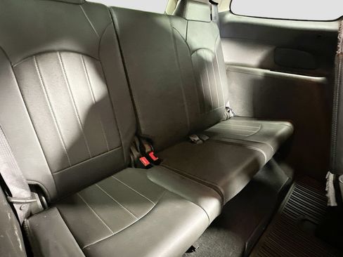 Used 2015 Buick Enclave Leather AWD/4WD image 31