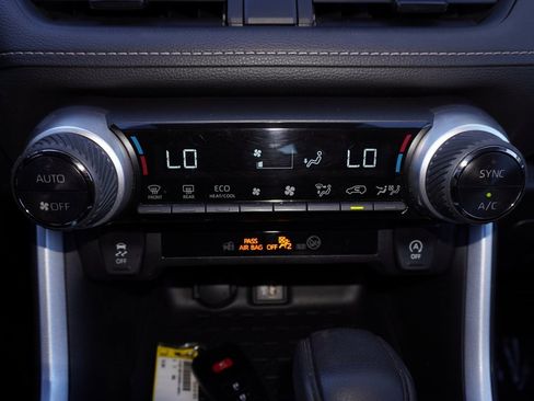 Certified 2024 Toyota RAV4 XLE image 17