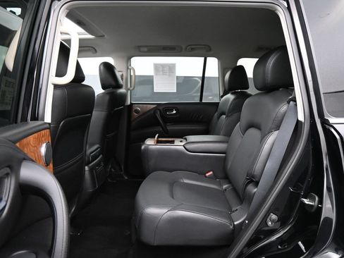 Used 2023 Nissan Armada SL w/ Captain's Chairs Package RWD image 19