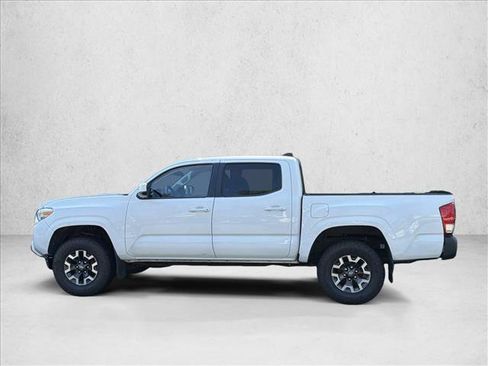 Used 2020 Toyota Tacoma SR w/ SR Convenience Package RWD image 6
