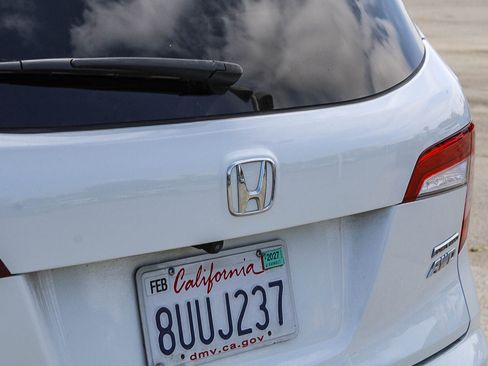 Used 2021 Honda Pilot Special Edition image 11