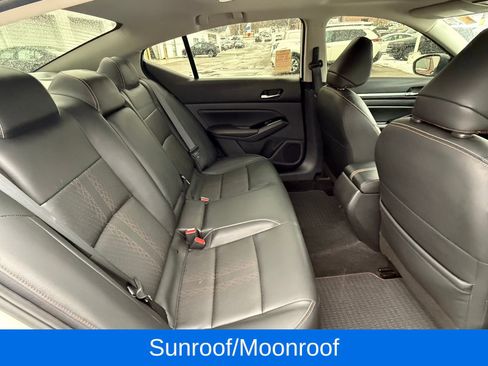 Used 2024 Nissan Altima 2.5 SR w/ SR Premium Package image 15