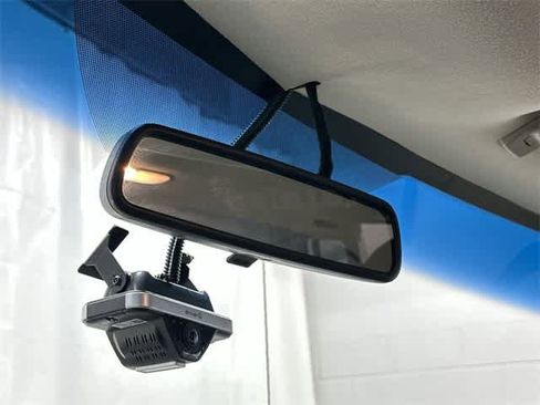 Used 2018 Chevrolet Express 2500 w/ Driver Convenience Package image 21