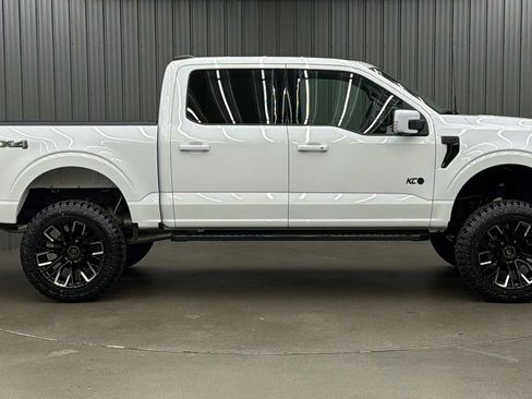 Used 2025 Ford F150 Lariat AWD/4WD image 6