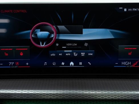 Used 2025 BMW 430i xDrive w/ Premium Package image 32