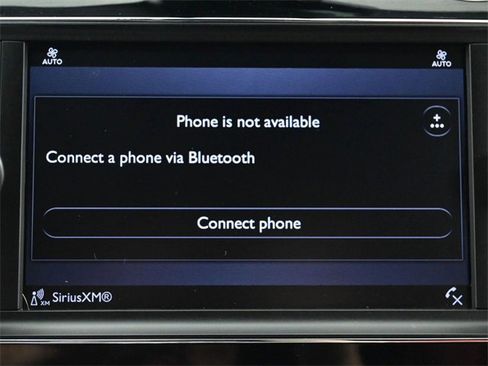 Used 2018 Bentley Bentayga image 45