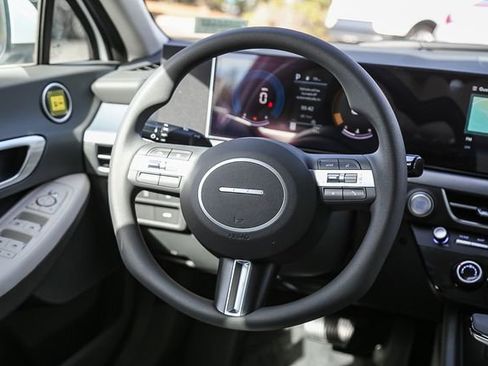 Certified 2025 Hyundai Sonata SE image 16