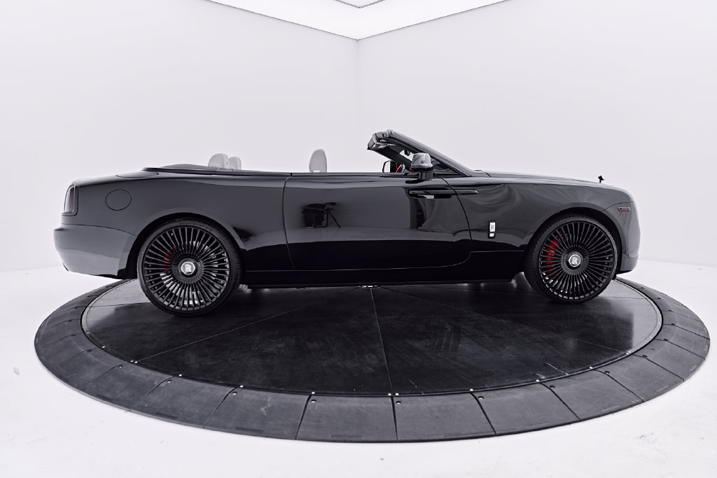 Used 2019 Rolls-Royce Dawn RWD image 18
