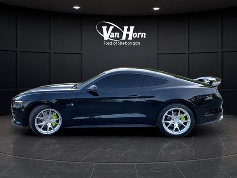 Used 2015 Ford Mustang GT Premium w/ Equipment Group 401A RWD image 4