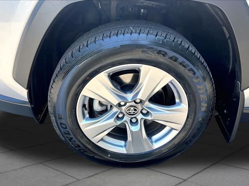 Certified 2025 Toyota RAV4 LE AWD/4WD image 11